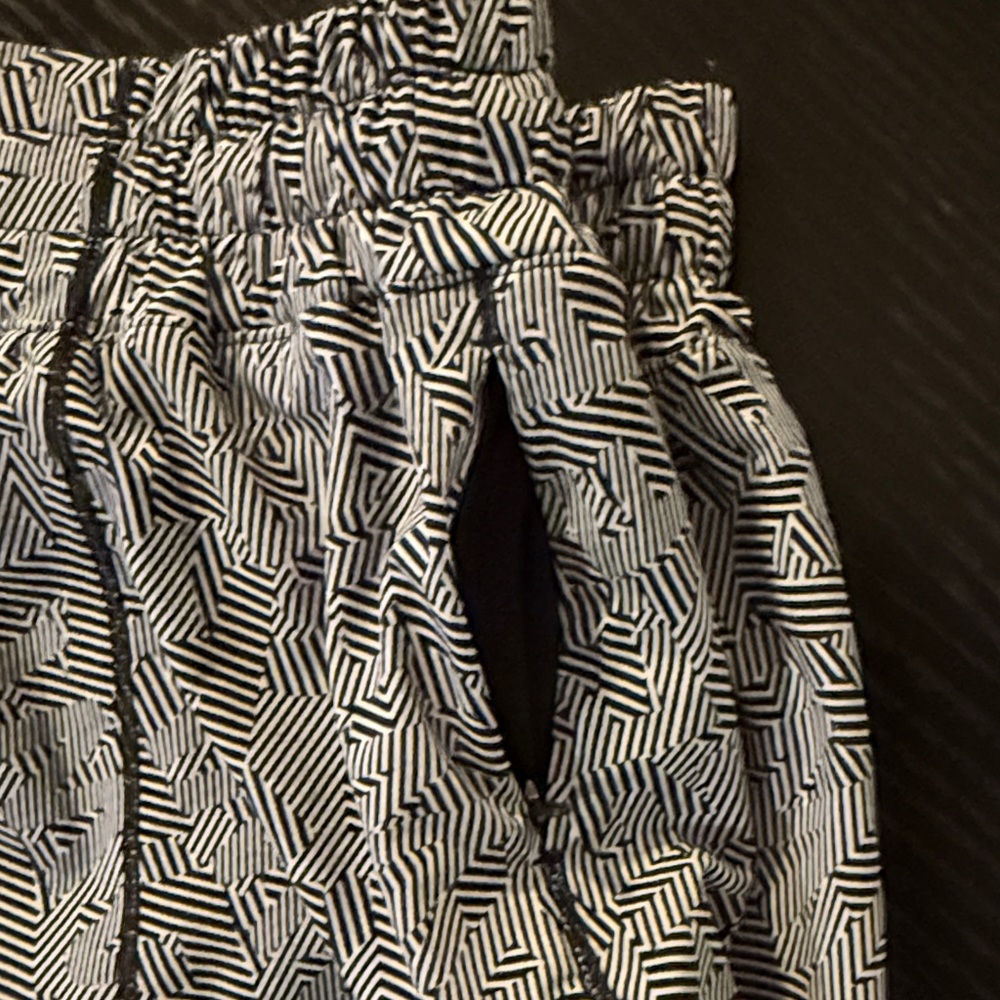 lululemon athletica Black and White Geometric Athletic Shorts - Picture 5 of 8